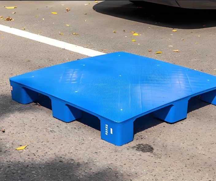 A Four-way Nine-legged Flat Pallet angle 4