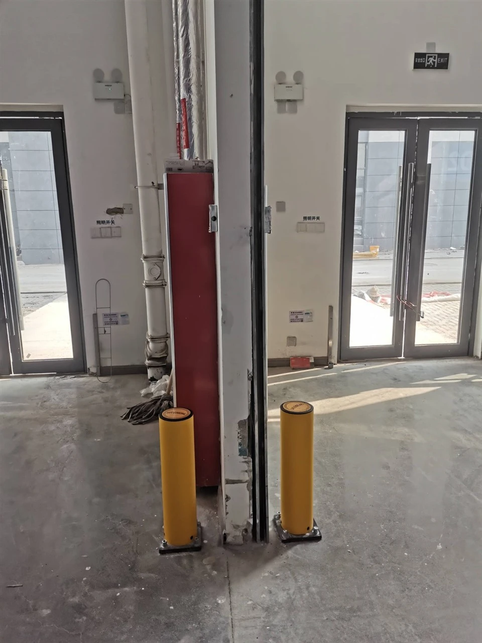 Flexible Plastic Safety Bollards