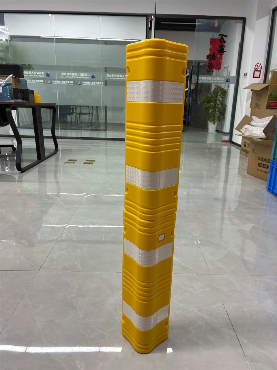 Impact-Resistant Corner Protector angle 3
