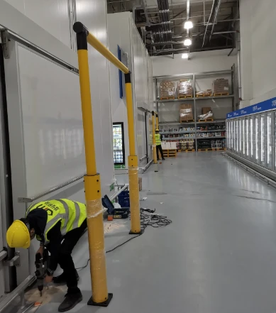 Industrial Plastic Door Frame Protection Barrier For Warehouse And Factory angle 4