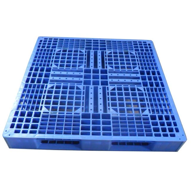 Molded Pallets angle 2