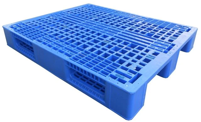 Molded Pallets angle 3