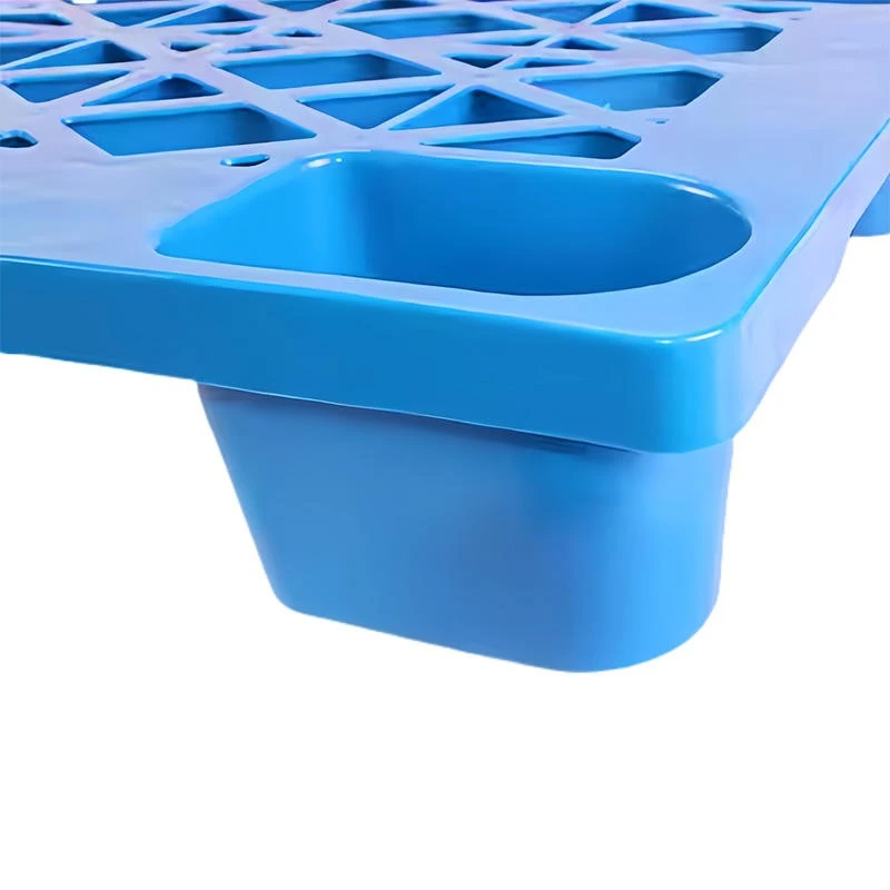 Plastic Pallets Stacking Grid Nine Feet angle 4