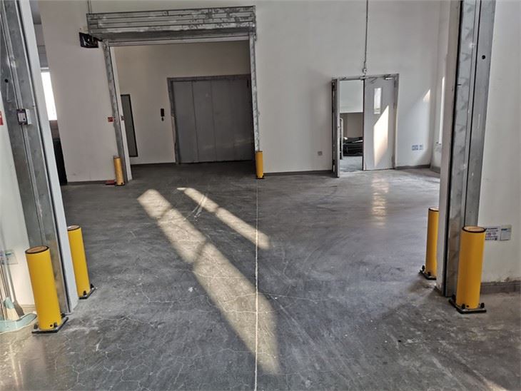 Plastic Safety Bollards angle 2