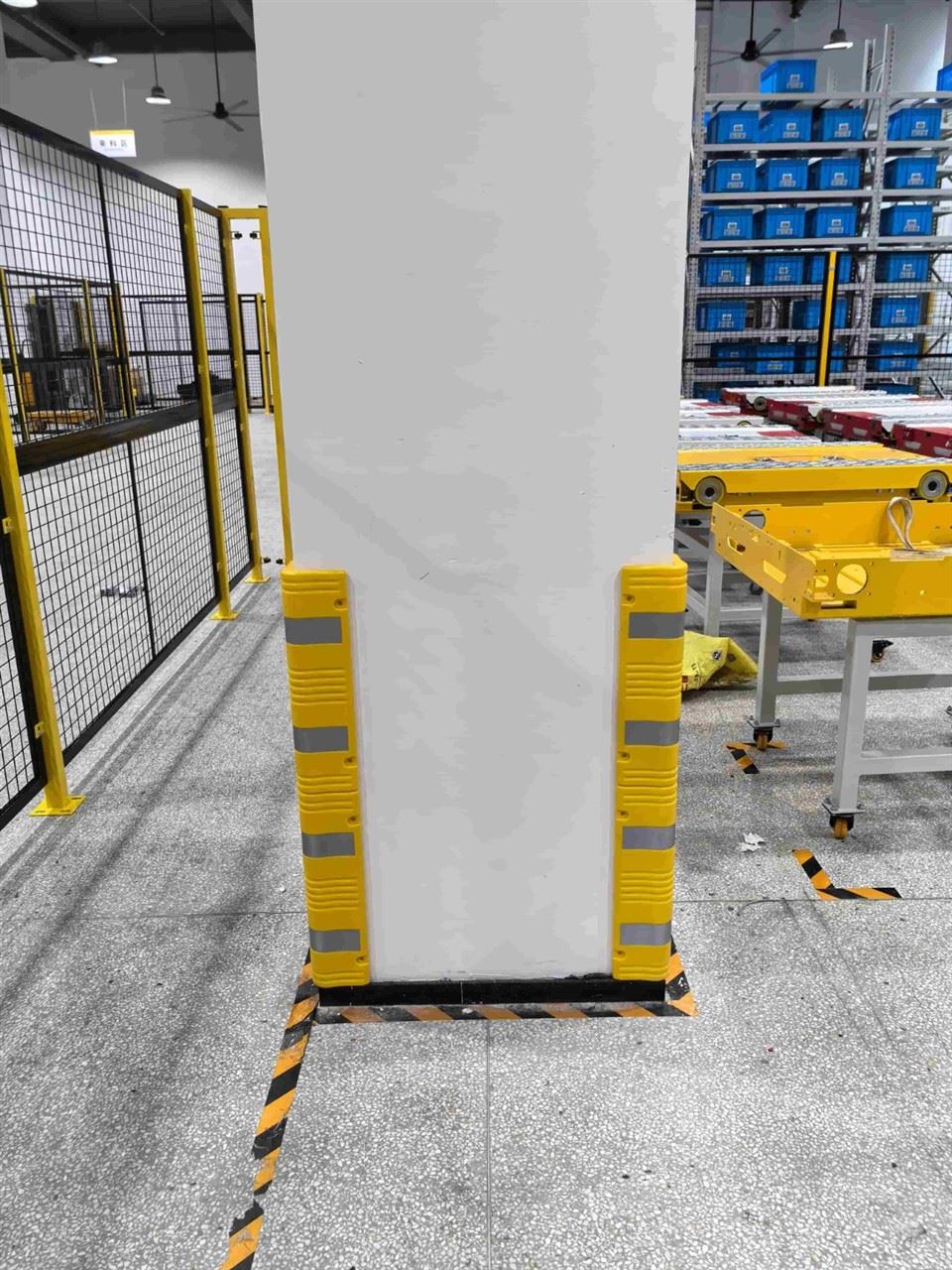 Plastic Wall Guard Strip angle 2
