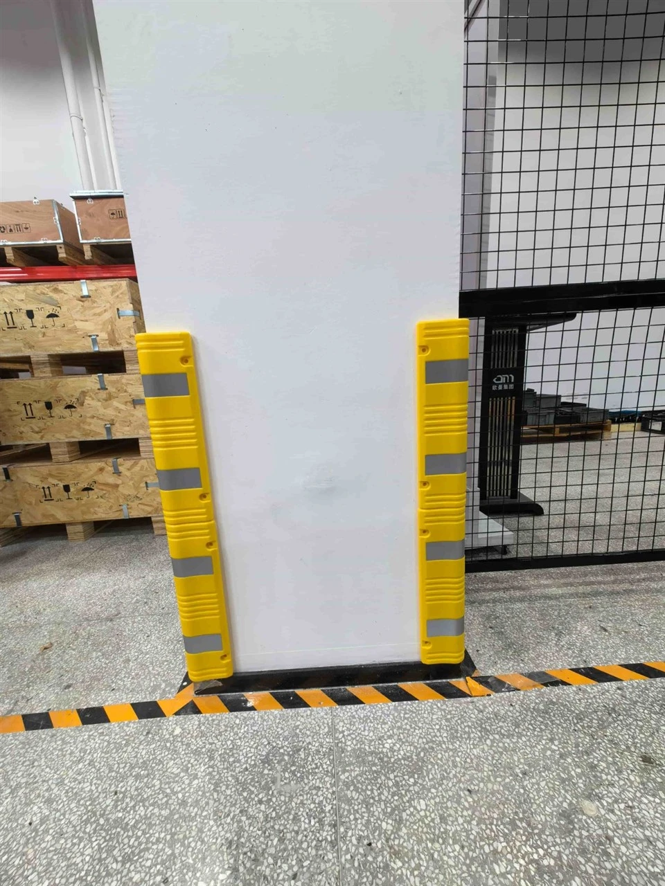 Plastic Wall Guard Strip angle 3
