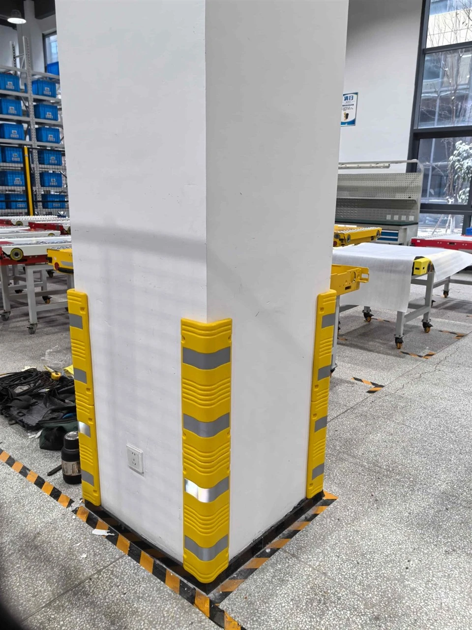 Plastic Wall Guard Strip angle 4