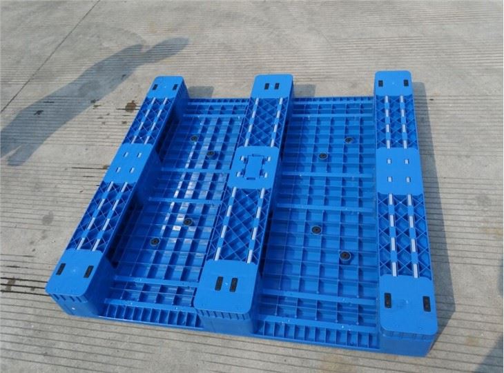Racking Plastic Pallets