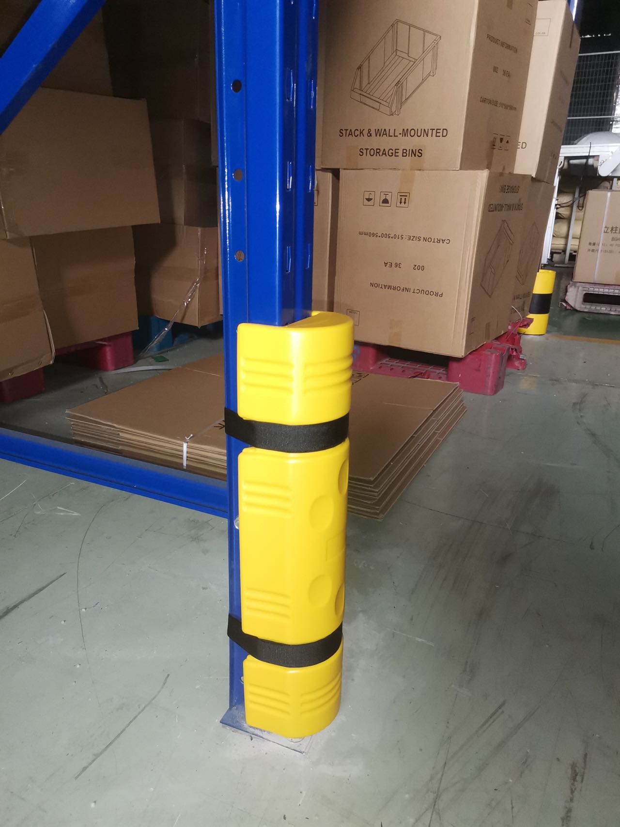 Warehouse Pallet Rack Column Protection Flexible Plastic Guard Upright Protector